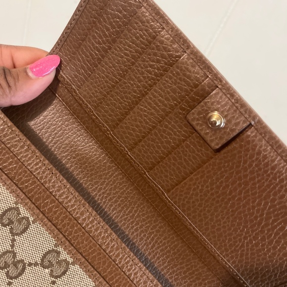 Authentic Gucci wallet - Picture 3 of 5